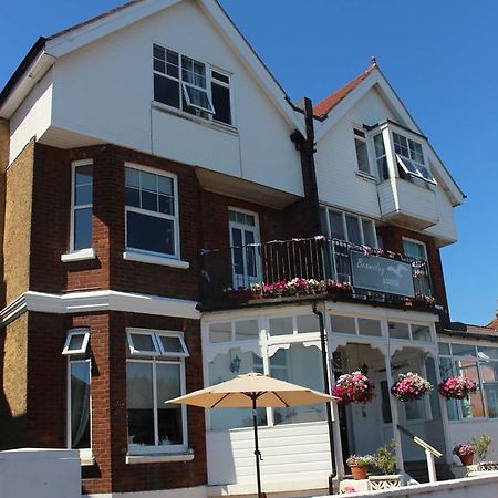Beamsley Lodge B&B Истборн Екстериор снимка