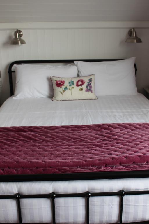 Beamsley Lodge B&B Истборн Екстериор снимка