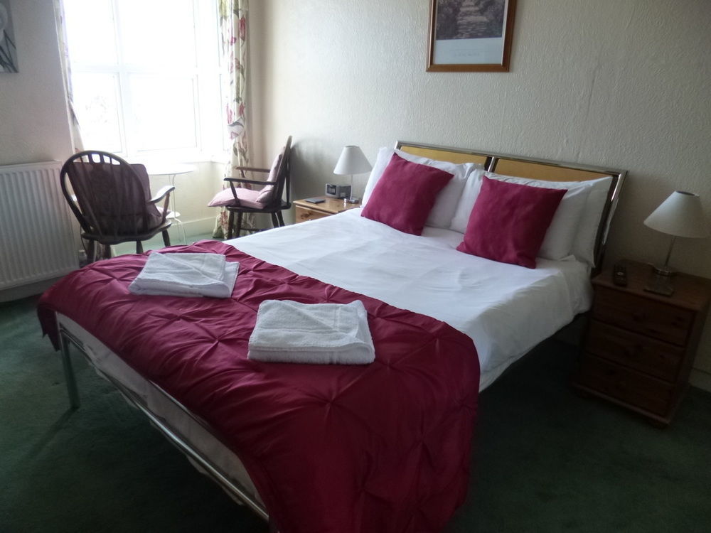 Beamsley Lodge B&B Истборн Екстериор снимка